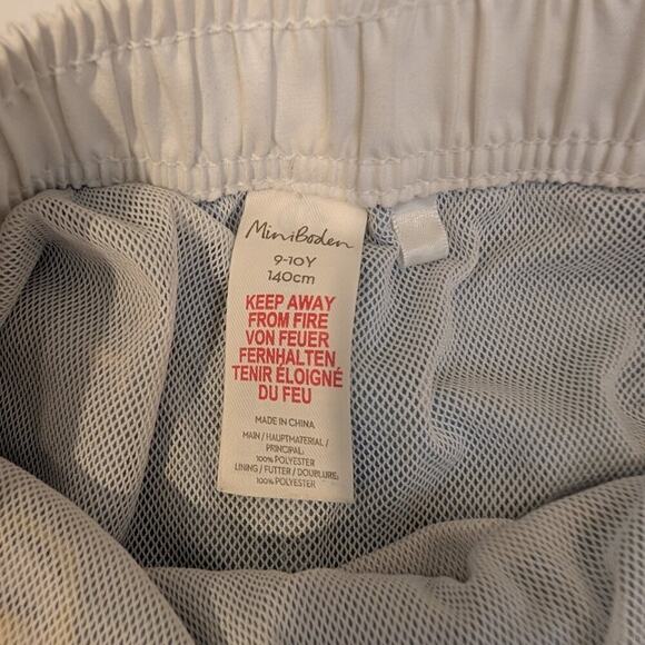 Mini Boden Swim Trunks Board Shorts Classic Red Blue Shark Surf - Size 9/10 - Picture 3 of 4